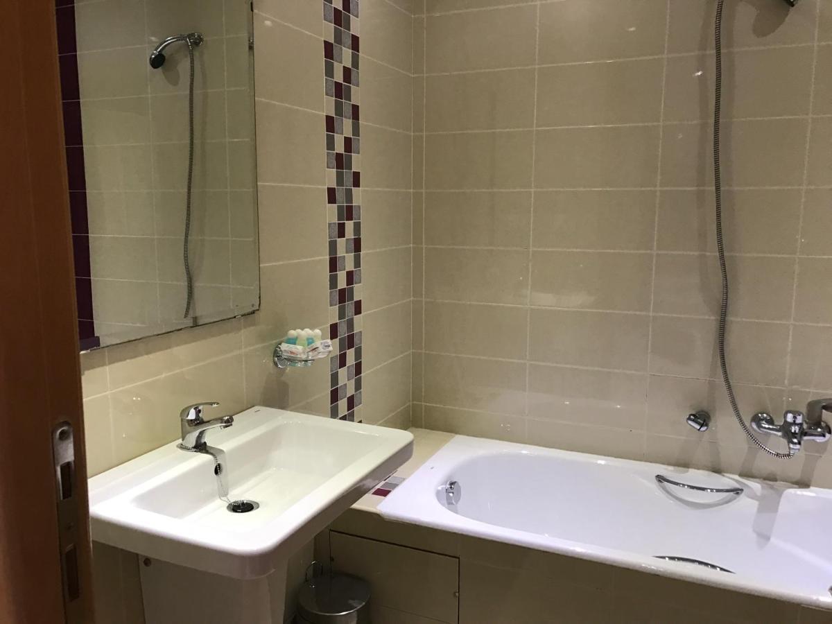 Hotel Al Karmel Туніс Екстер'єр фото